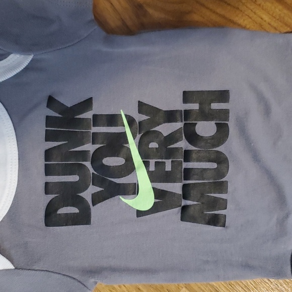 Nike Baby Bodysuit Onesie Dunk You Very Much Size 0-6M - Picture 2 of 6